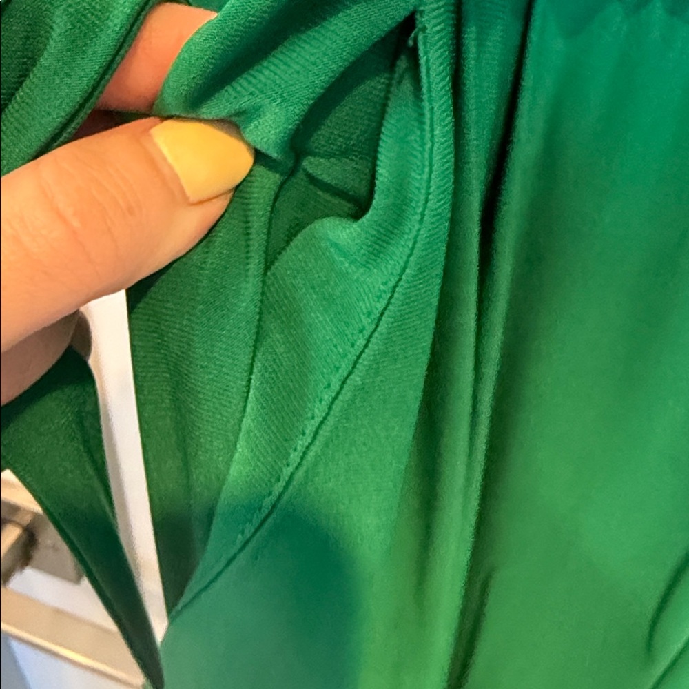 Vince Camuto Sleeveless Emerald Green Wrap Maxi Dress with Pockets & Belt - Picture 4 of 4